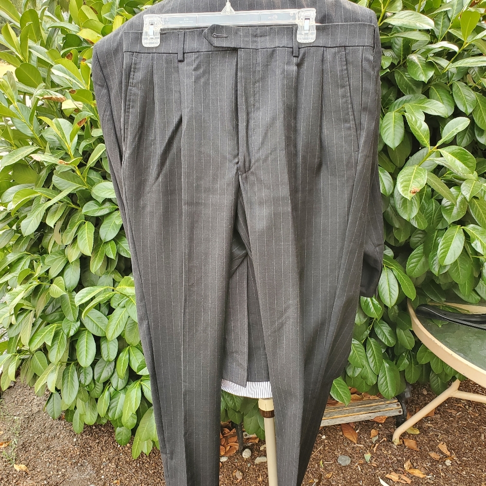 STAFFORD SUIT JACKET AND PANTS - Picture 15 of 16